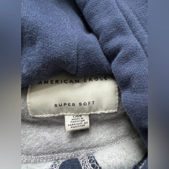 American Eagle Super Soft Hoodie- Size Large - Picture 5 of 5